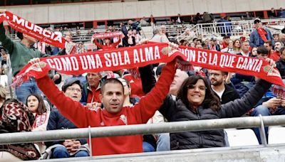 El Real Murcia-Castellón, camino de colgar el cartel de ‘no hay billetes’