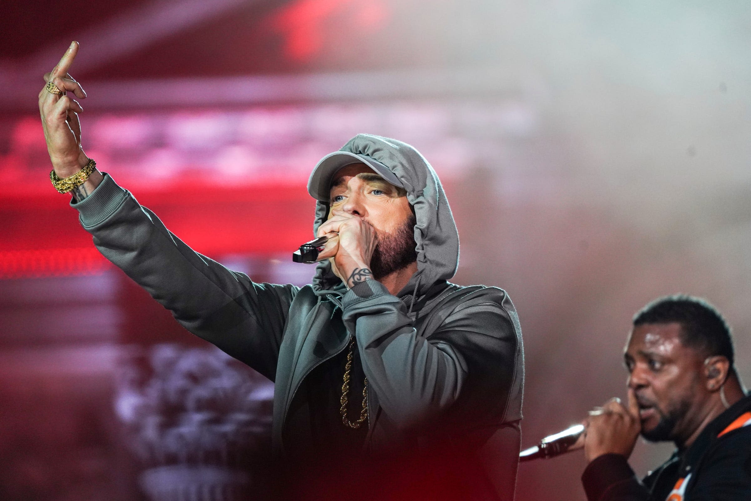 Eminem ends Taylor Swift’s No. 1 streak with ‘The Death of Slim Shady (Coup de Grâce)’