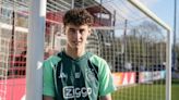 Arsenal submit bid for Ajax’s 18-year-old goalkeeper Tommy Setford