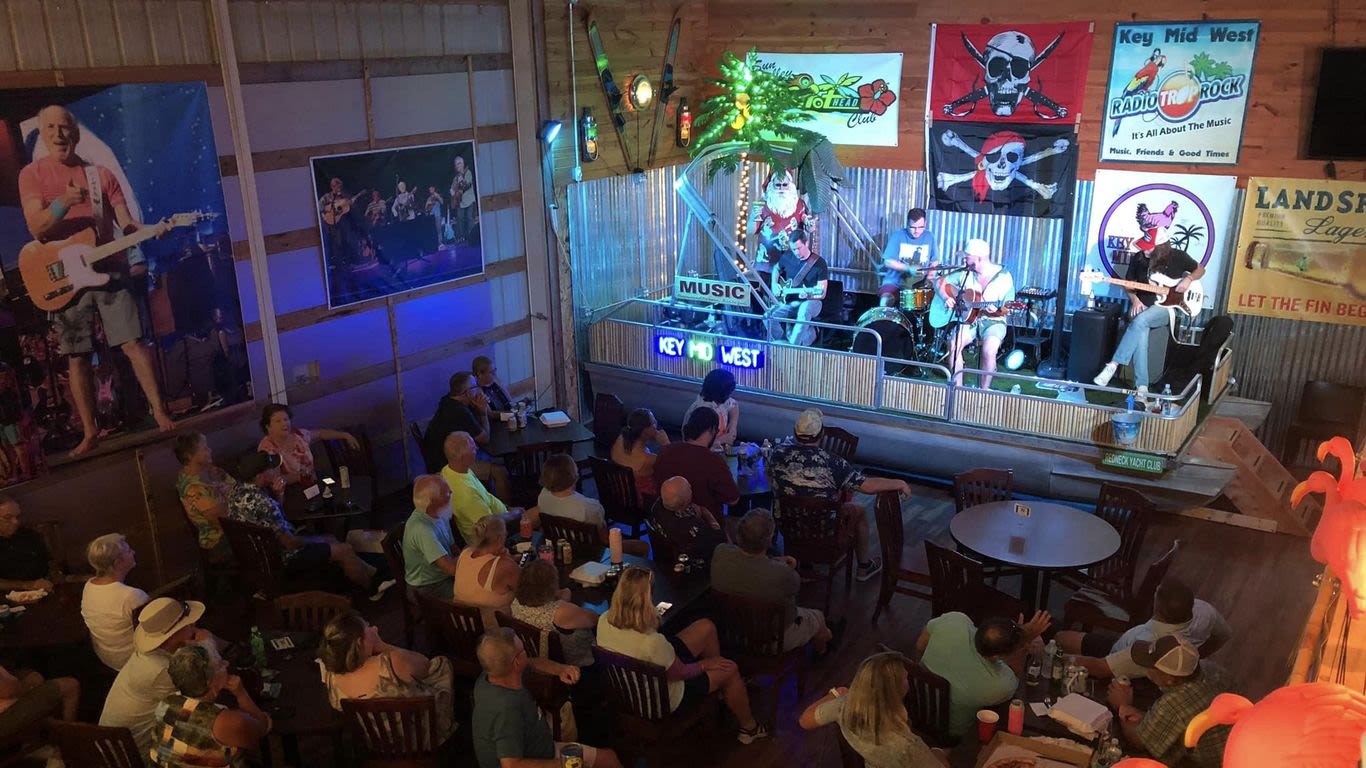 This hidden Iowa music venue is a taste of Key West