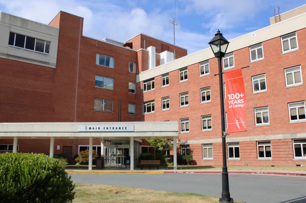 ‘Outdated and obsolete’: Middle Shore to get new facility to replace aging hospital