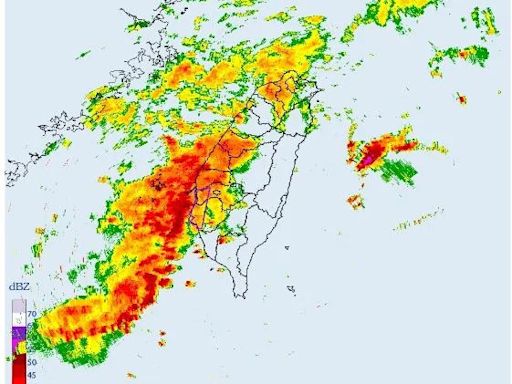快訊/國家警報響了！雷雨轟炸2縣市 4山區發布暴雨警戒