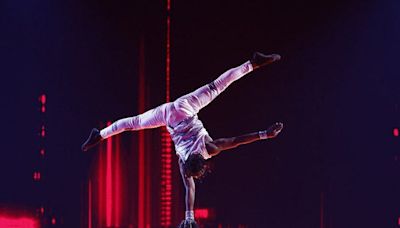 'AGT' returns with death-defying stunts that earn Sofía Vergara's Golden Buzzer