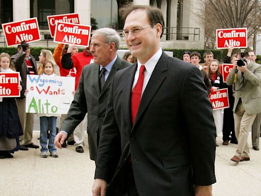 Who is Justice Samuel Alito and which president appointed him to the bench?