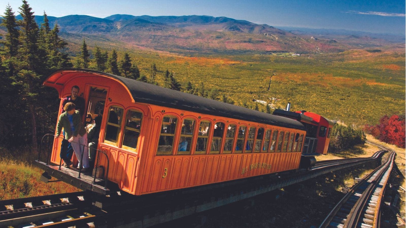 10 best fall foliage train rides in the US for 2024