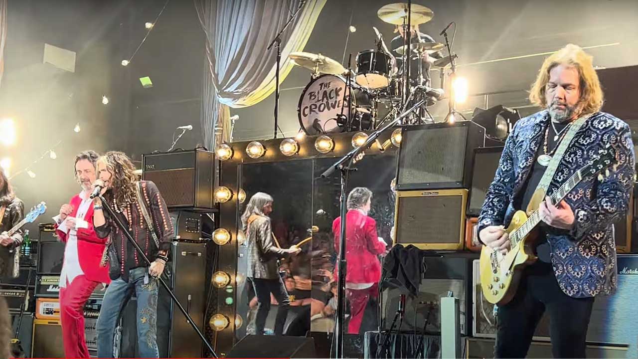 Watch Steven Tyler join the Black Crowes onstage in London