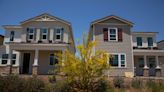 US home prices unchanged in May; annual gain smallest in 10 months