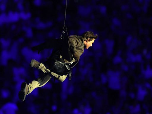 El pago a Tom Cruise por su acrobacia en los Juegos Olímpicos podría sorprenderte