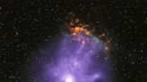 太空中的萬聖節？ NASA拍到神祕「紫色骷髏手」