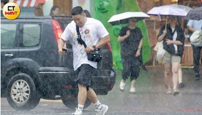 國家警報大響！北北基11縣市警戒 大雷雨炸到晚上「暴雨警戒區出爐 」