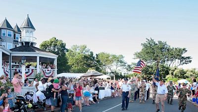 Edgartown Fourth parade to honor D-Day Vet - The Martha's Vineyard Times