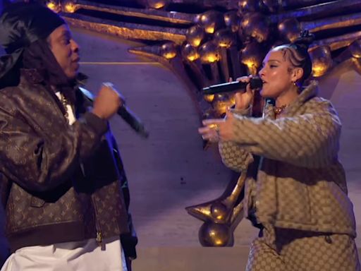 Alicia Keys “Had To Do Something Crazy” At The Tony Awards & Is Joined By Jay-Z For “Empire State Of Mind...