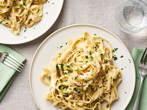 My Son Loves This Fettuccine Alfredo Recipe So Much, I Make It Twice a Week