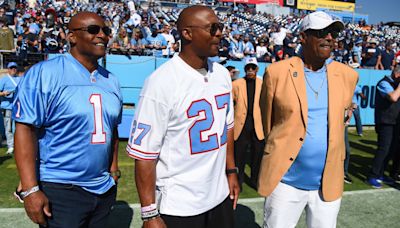 Warren Moon Addresses Titans vs Texans Uniform Dispute