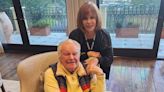 Robert Wagner and Stefanie Powers Have “Hart to Hart” Reunion on His 94th Birthday