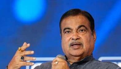 Highway agencies should not charge toll if roads are not in good condition: Nitin Gadkari