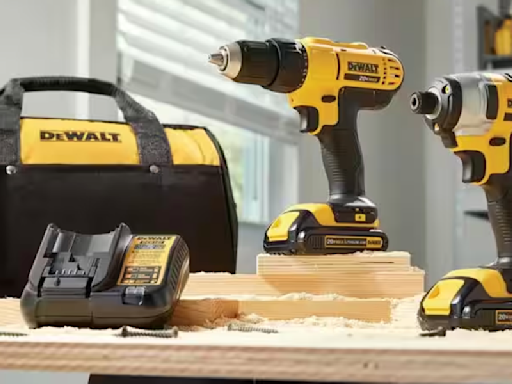 This DeWalt Cordless Drill Set Is Still the Same Price It Was on Prime Day—$100 Off