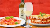 The Best Italian White Wine To Pair With Tomato Sauce, According To An Expert