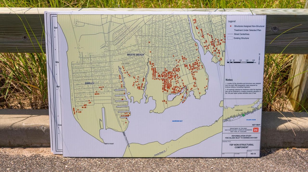 Feds aim to elevate flood-prone dwellings in Babylon, Mastic Beach