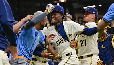 Abner Uribe, José Siri ejected after throwing punches in brawl in Brewers’ win over Rays
