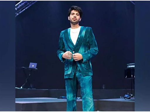 Armaan Malik comes up with new song 'Tera Main Intezaar' | Hindi Movie News - Times of India