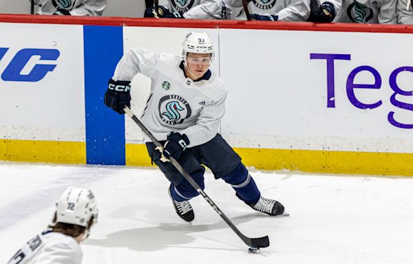 Kraken Prospect Represents Team Sweden in World Juniors Summer Showcase