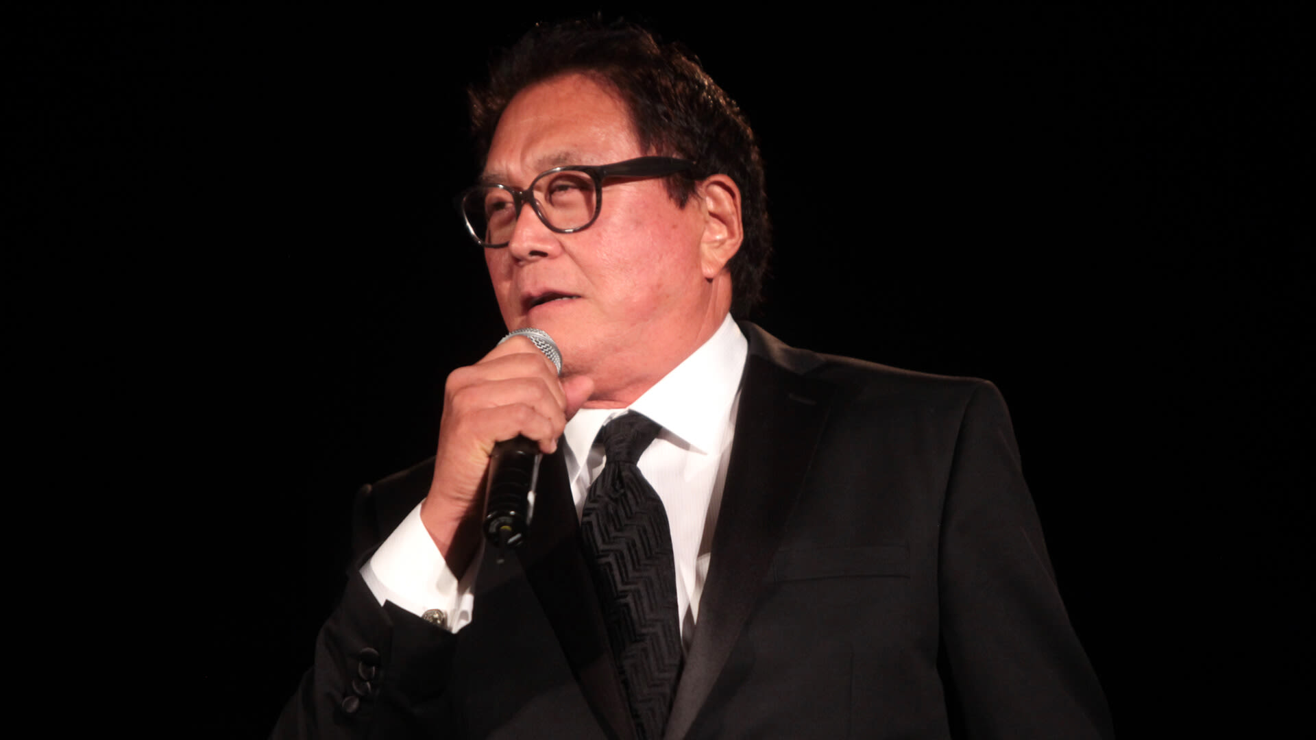 Robert Kiyosaki: Raising REI Money Is Easy, But Do You Know How To Get Rich Off It?