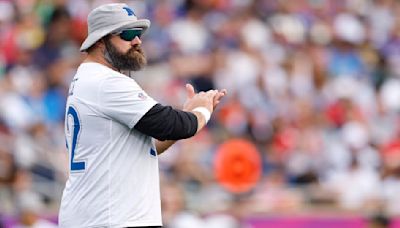 Jason Kelce Accepts Bizarre Challenge From Fan to Outspeed THIS Animal