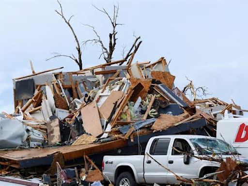 Unwetter: Tornados richten in den USA schwere Schäden an