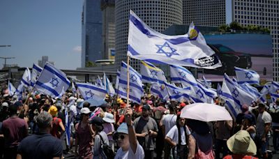 Israeli protesters block highways, call for cease-fire to return hostages 9 months into war in Gaza | World News - The Indian Express