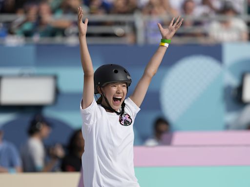 Japan's Yoshizawa and Akama win top 2 spots in street skateboarding at Paris Games, Leal gets bronze