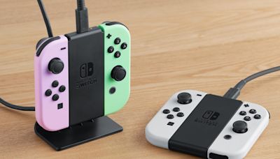 任天堂為 Switch Joy-Con 推出放置、手持兩用充電支架，之前限定的紅白機款式也開放購買了