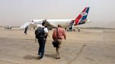 Hutíes denuncian que la aerolínea yemení ha suspendido vuelos internacionales desde Saná