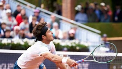 Tomy Etcheverry, por el pasaje a semifinales del ATP 500 de Barcelona