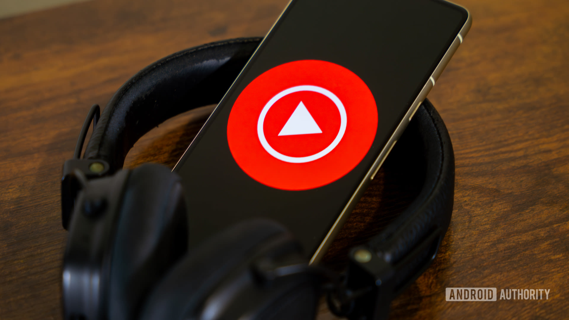 Your YouTube Music library may have lost its time-synced lyrics, here’s why (Update)