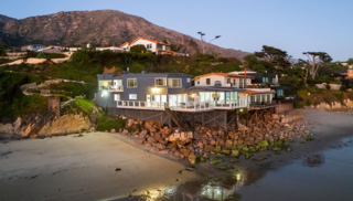 It’s Always Summer at This $8M Malibu Beach House