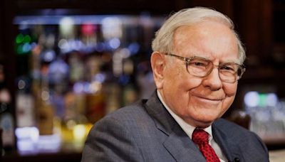 Some Businesses Excel, Others Fail, Says Warren Buffett. But 'America Will Do Very Well. It Has Since 1776'