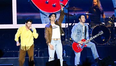 Jonas Brothers cancela conciertos, ve las nuevas fechas