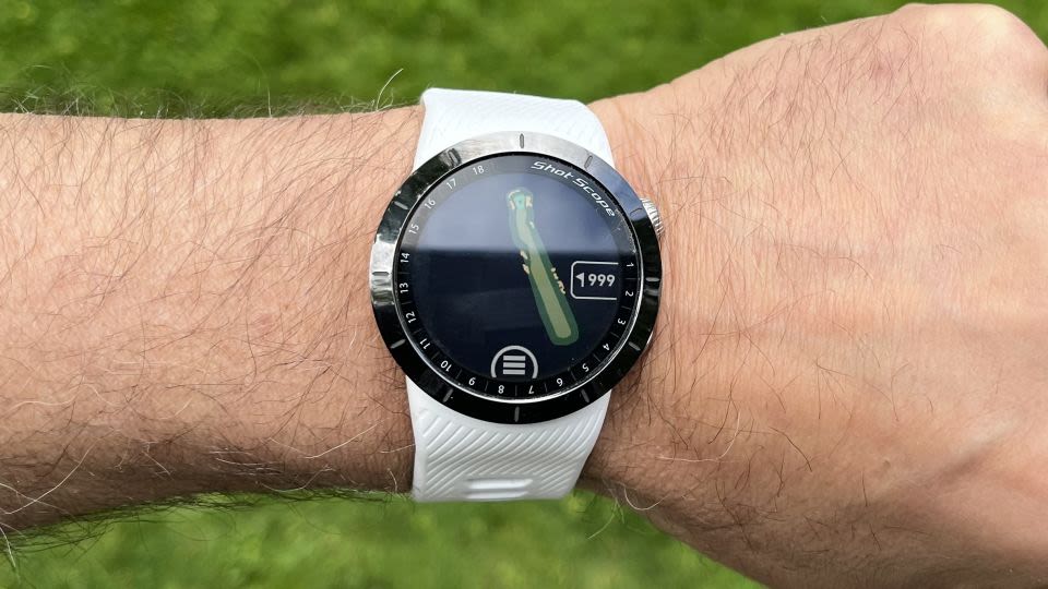 Shot Scope X5 GPS Watch review: Color maps and personalized golf data
