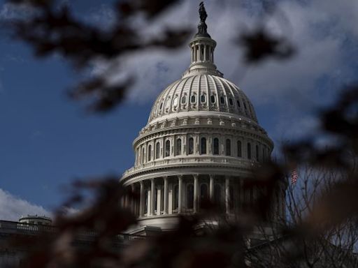 New York Public Schools chancellor scolds Republicans for ‘gotcha’ antisemitism hearing, saying district disciplined staff | CNN