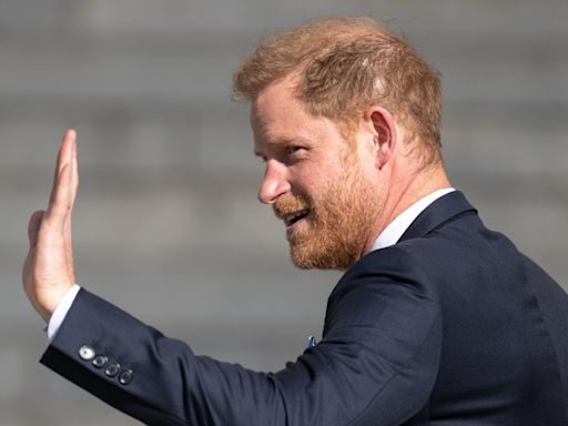 The Crowd Cheered for Prince Harry as He Arrived at St Paul’s Cathedral Today