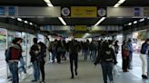 Futuro de los vendedores informales de Transmilenio se discutirá en mesas de diálogo