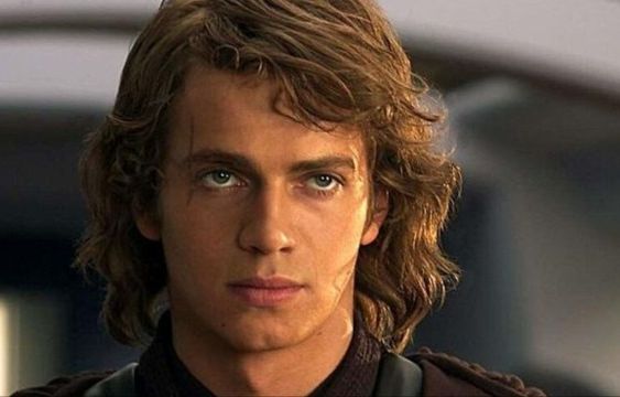 Star Wars’ Hayden Christensen Wants to Be Darth Vader Again