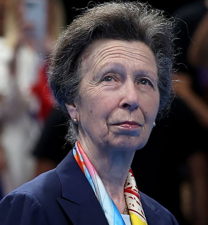 Body Language Expert Reveals the Powerful Messages Behind Princess Anne’s Appearance in Scotland