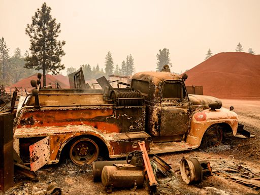 California's Park Fire tops 350,000 acres, destroying 134 structures