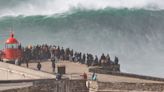 Las olas gigantes de Nazaré tienen recompensa: medio millón de dólares en premios