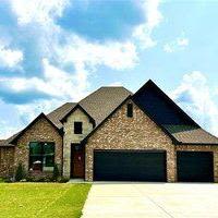 3 Bedroom Home in Broken Arrow - $449,900