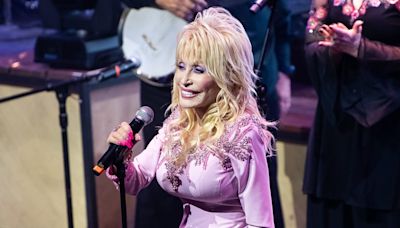 Dolly Parton launches new Dolly Wines brand. Here’s how you can get the first bottle