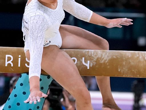 Olympic gymnastics live updates: Sunisa Lee stumbles in balance beam final; Simone Biles is up next