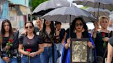 Mexican anti-cartel vigilante leader buried and with him, an armed citizens' movement